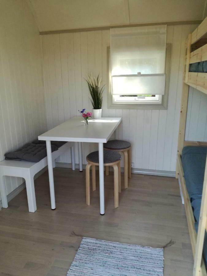Guesthouse Gjoel Gjøl Esterno foto